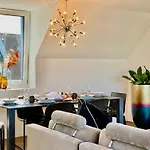 Horizon Maisonette Penthouse Bahnhofstrasse * ציריך
